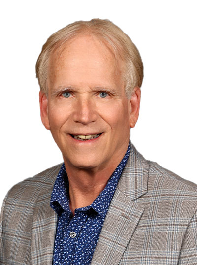 Elliot Simon headshot